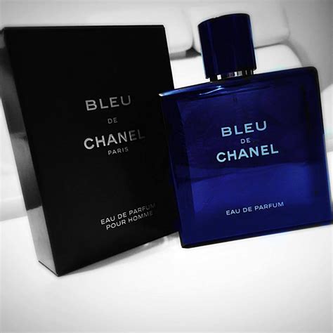 bleu chanel nước hoa|nước Chanel màu xanh.